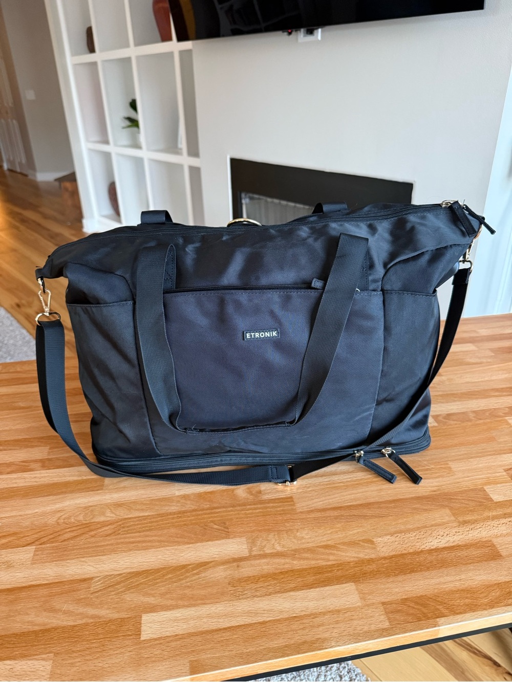ETRONIK Expandable Weekender Bag